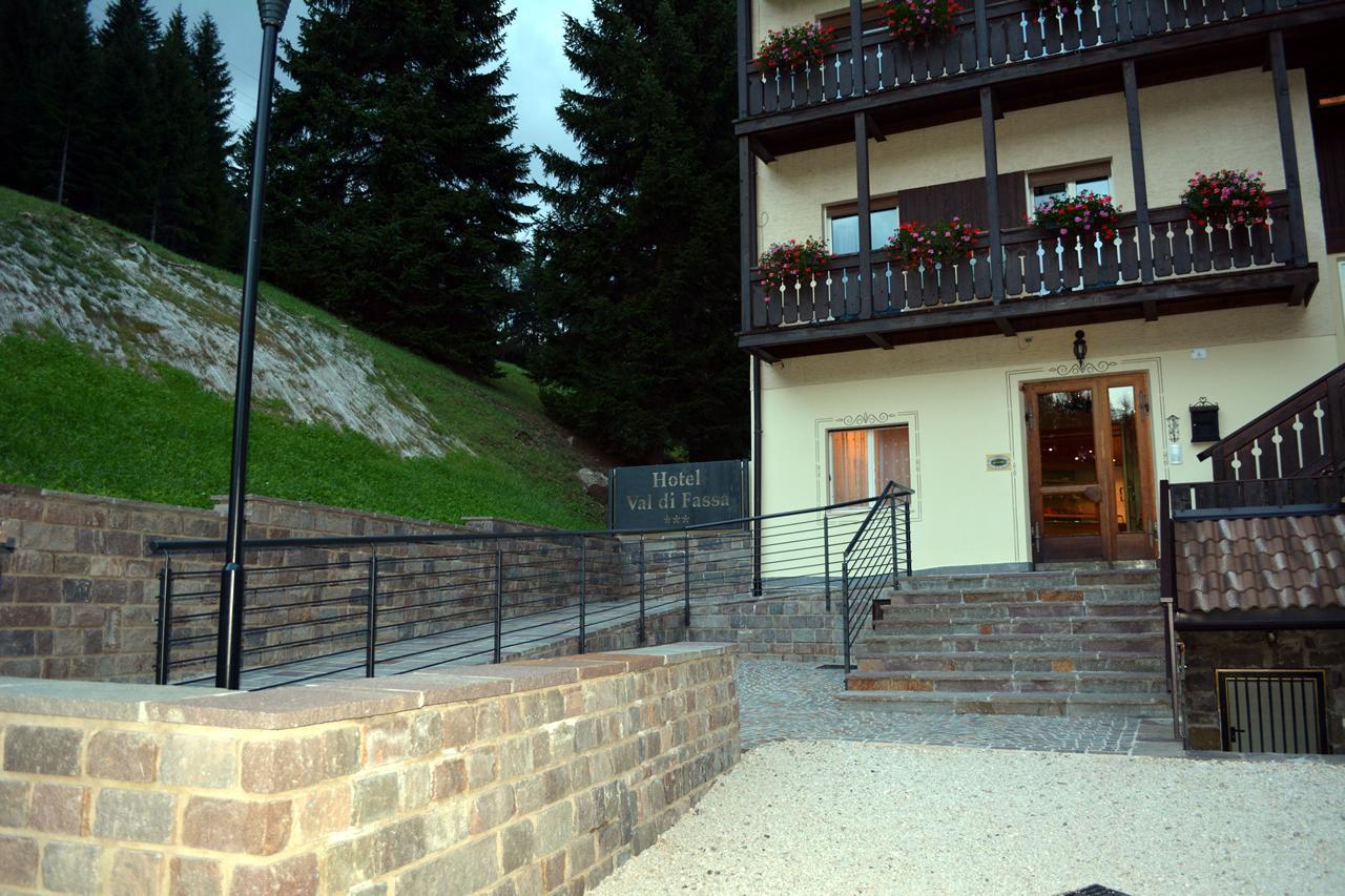 Hotel Val Di Fassa 소라가 외부 사진